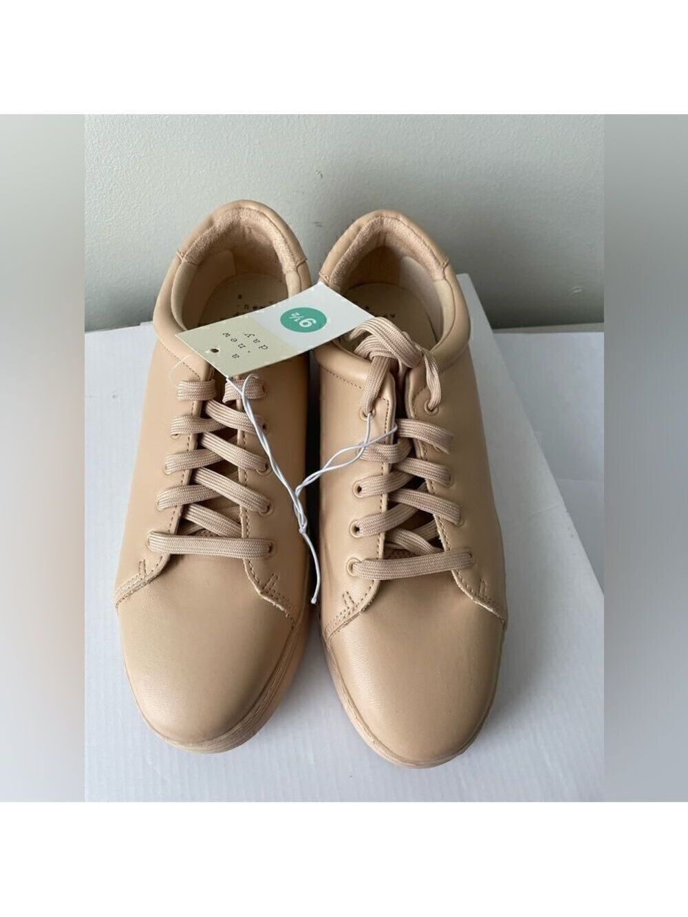 A New Day Women's Beige Lace Up Low Top Sneakers Size 9.5 - Picture 2 of 7